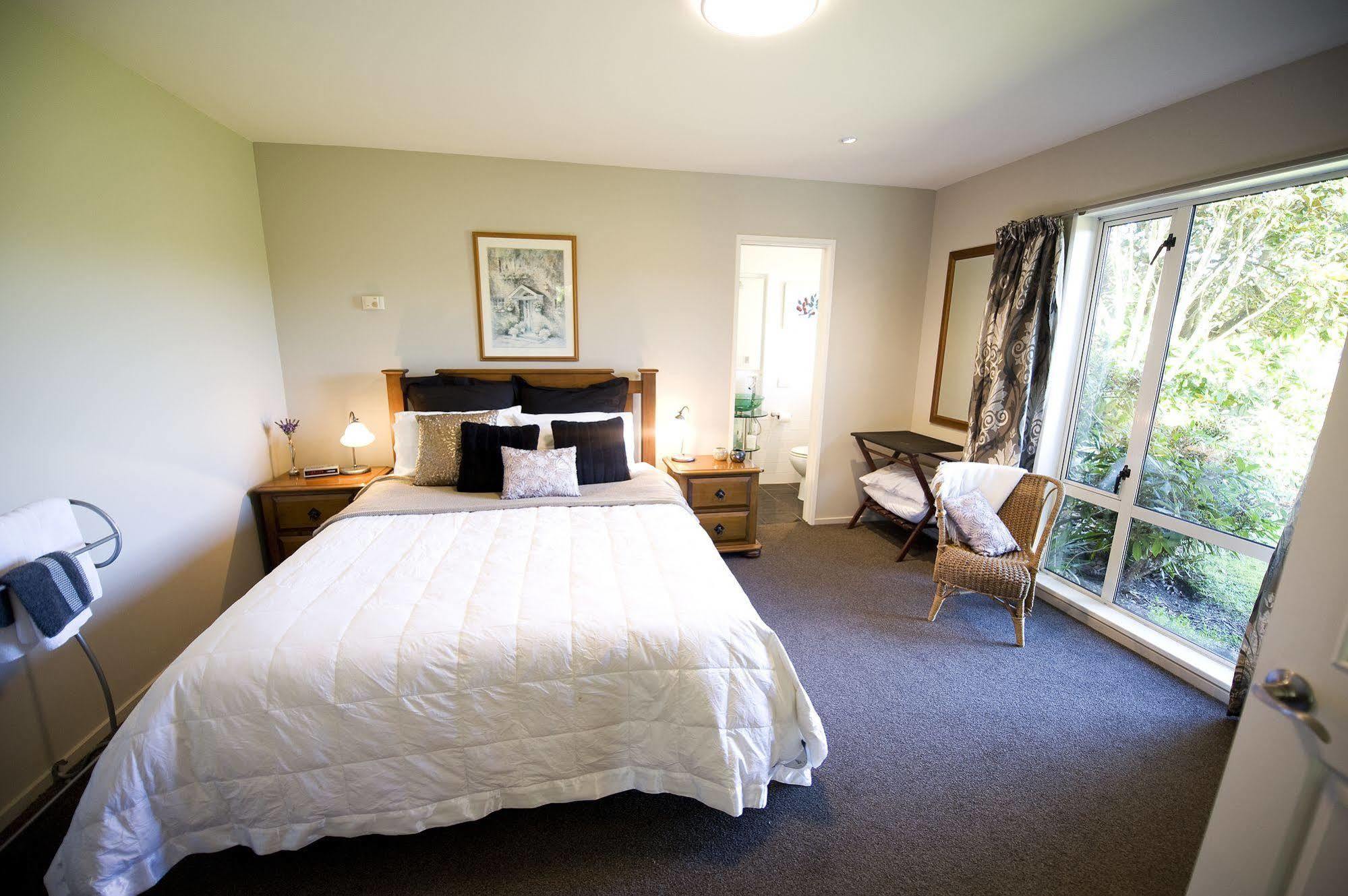 St James Bed And Breakfast Κράισττσερτς Εξωτερικό φωτογραφία